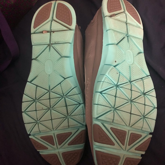 Nike Free - Picture 2 of 4